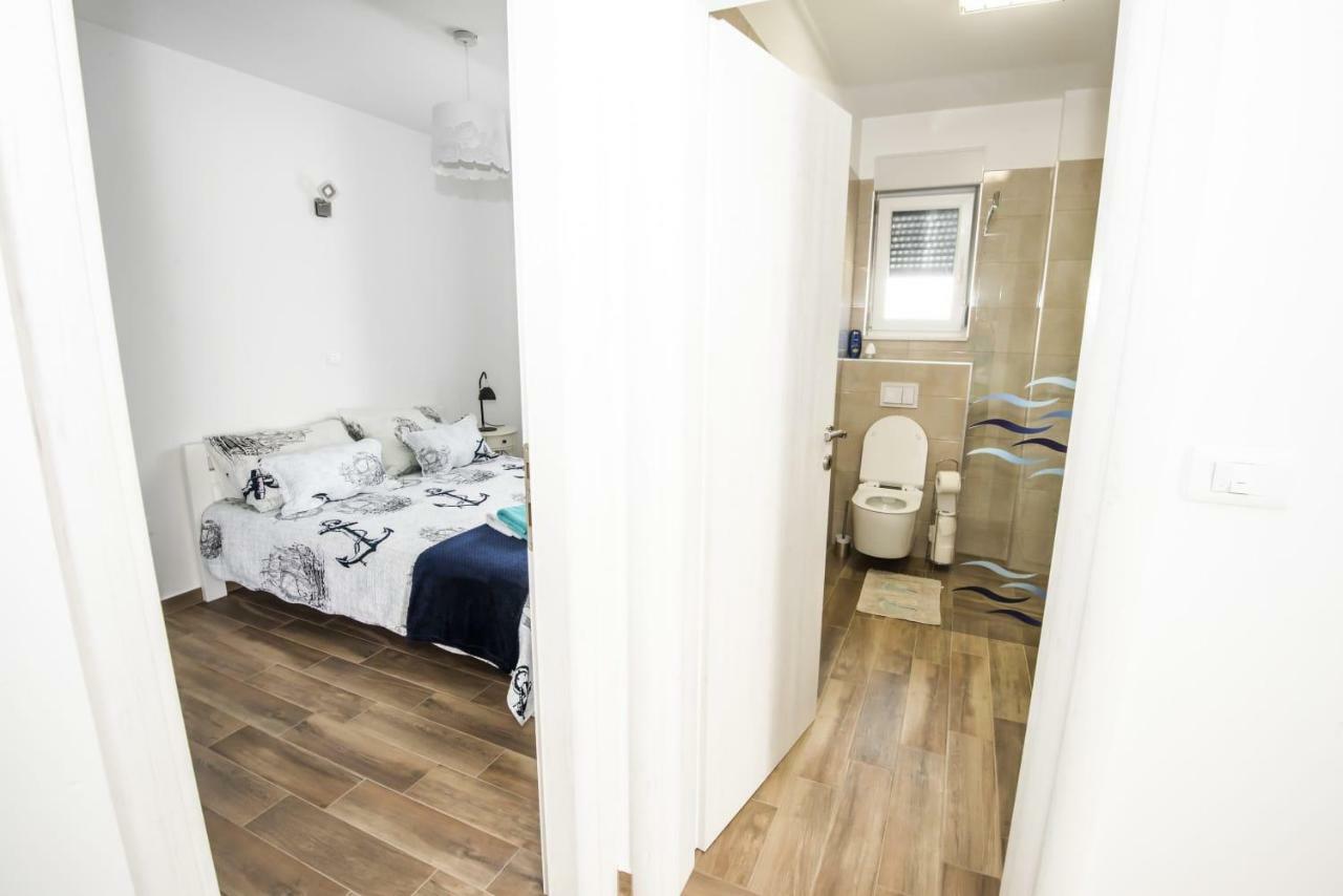 Blue Pearl Apartment Rogoznica  Eksteriør bilde