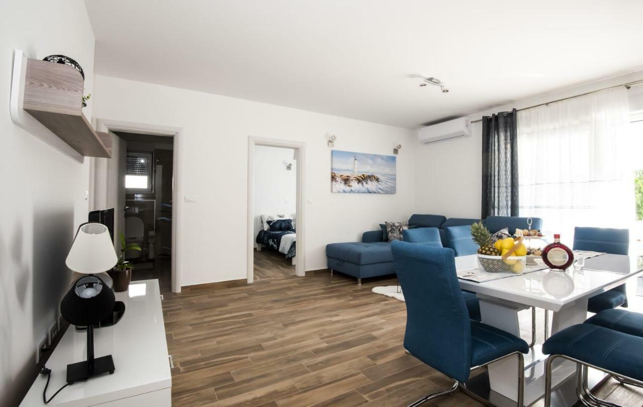 Blue Pearl Apartment Rogoznica  Eksteriør bilde