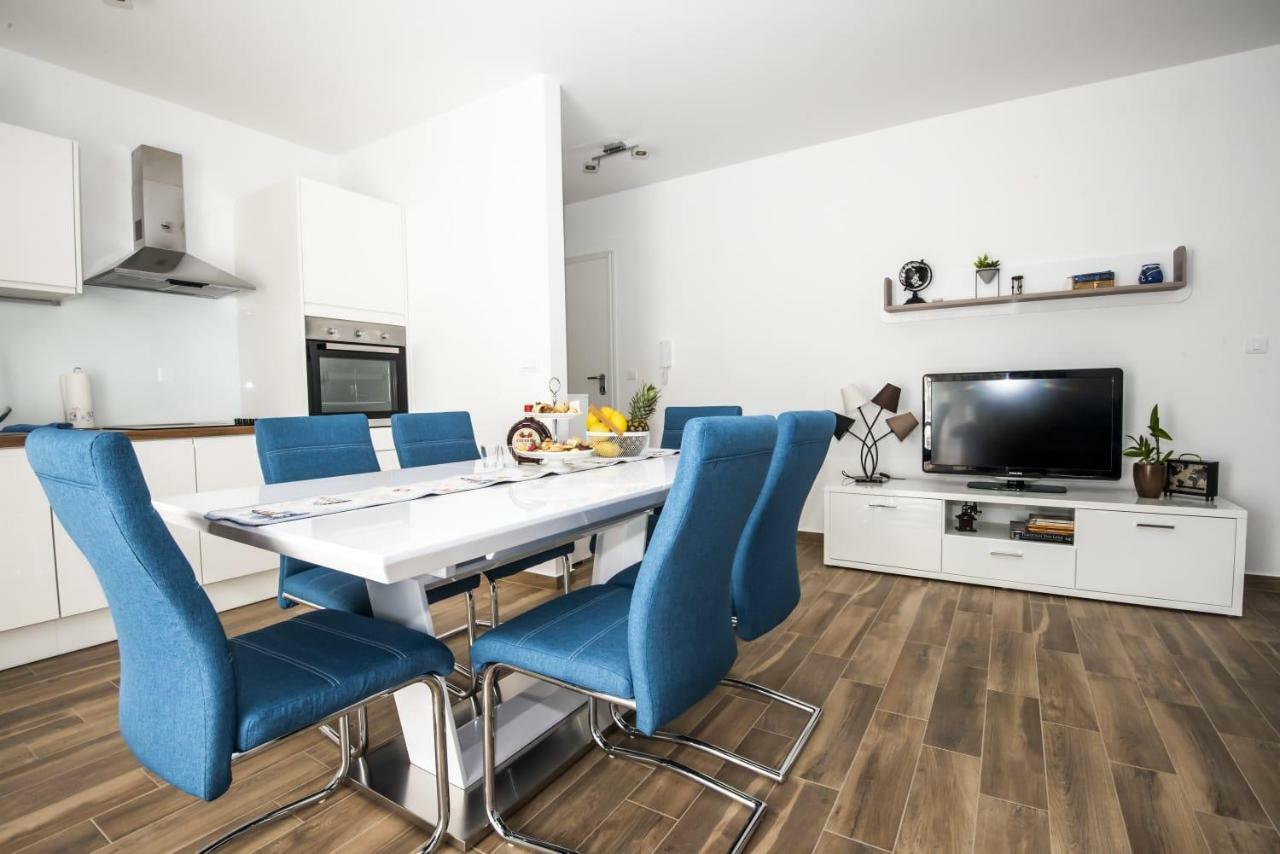 Blue Pearl Apartment Rogoznica  Eksteriør bilde