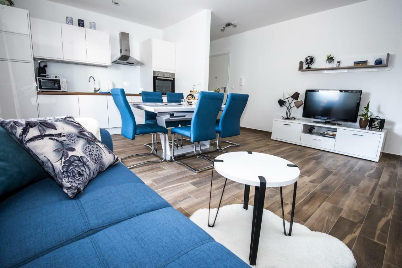 Blue Pearl Apartment Rogoznica  Eksteriør bilde